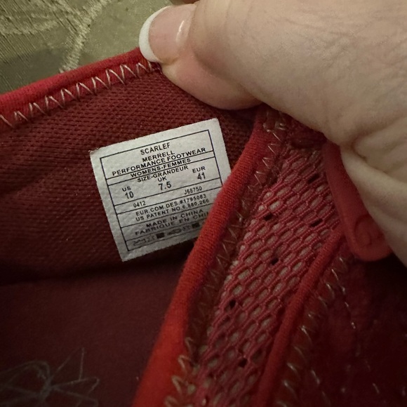 Size 10 Merrell Outdoor Shoes - Picture 12 of 14